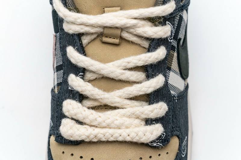 Nike SB Dunk Low Travis Scott