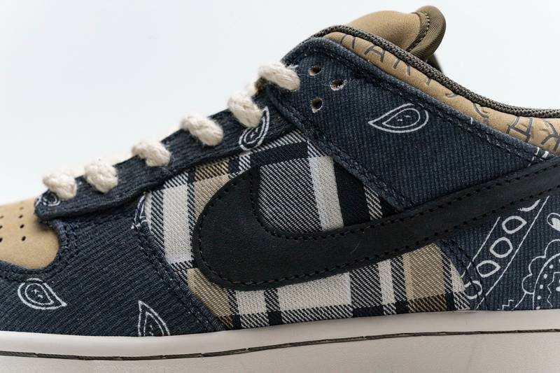 Nike SB Dunk Low Travis Scott
