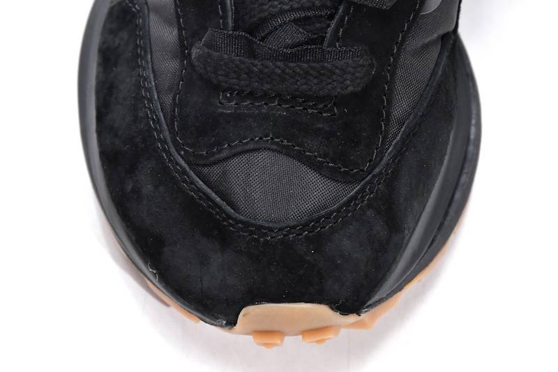 Nike Vaporwaffle sacai Black Gum
