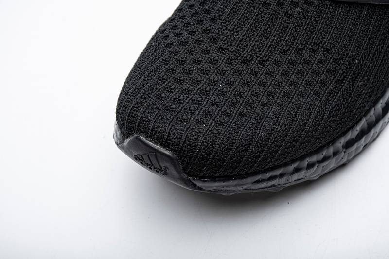 Ultra Boost 4.0 “Black