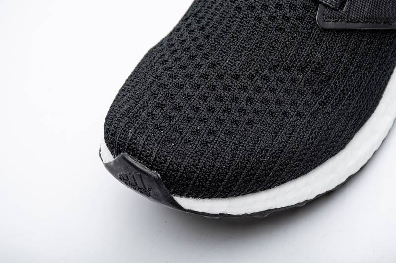 Ultra Boost 4.0 “Black/White”