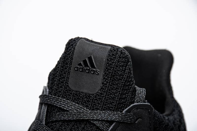 Ultra Boost 4.0 “Black/White”