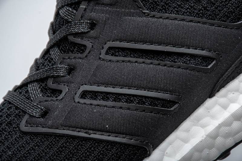 Ultra Boost 4.0 “Black/White”