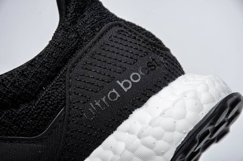 Ultra Boost 4.0 “Black/White”