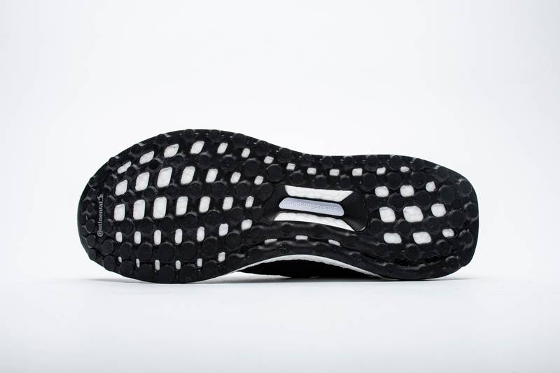 Ultra Boost 4.0 “Black/White”