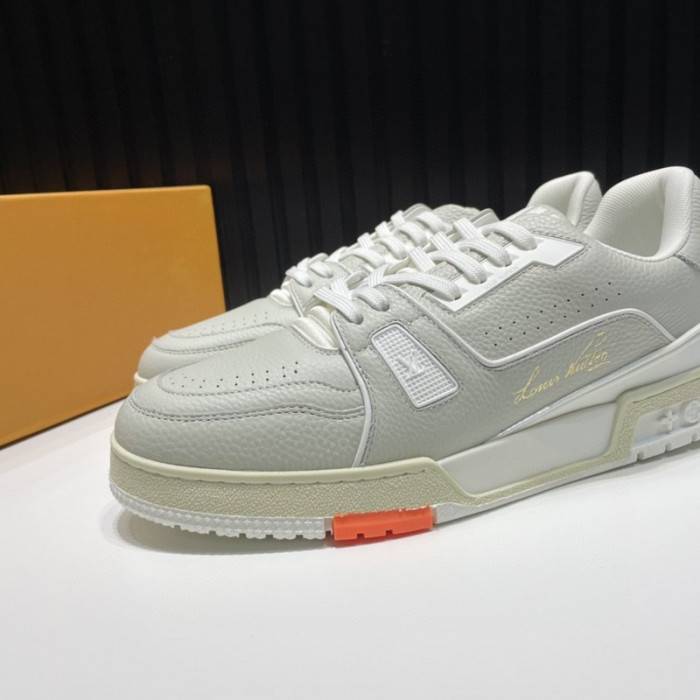 LOUI VUITTO SNEAKER