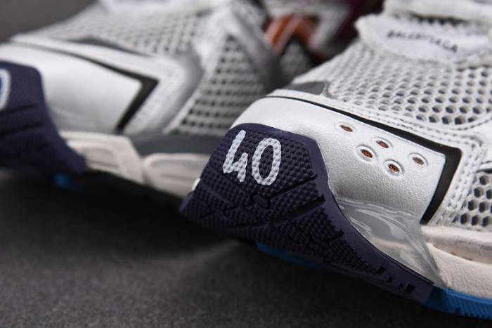 Ba*len*cia*ga -runner