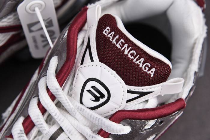 Ba*len*cia*ga -runner