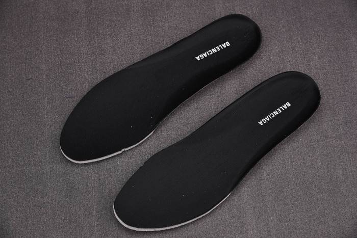 Ba*len*cia*ga -runner