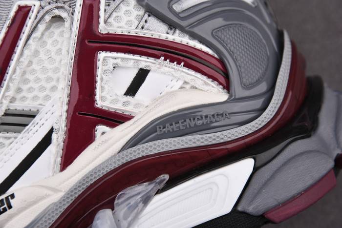 Ba*len*cia*ga -runner