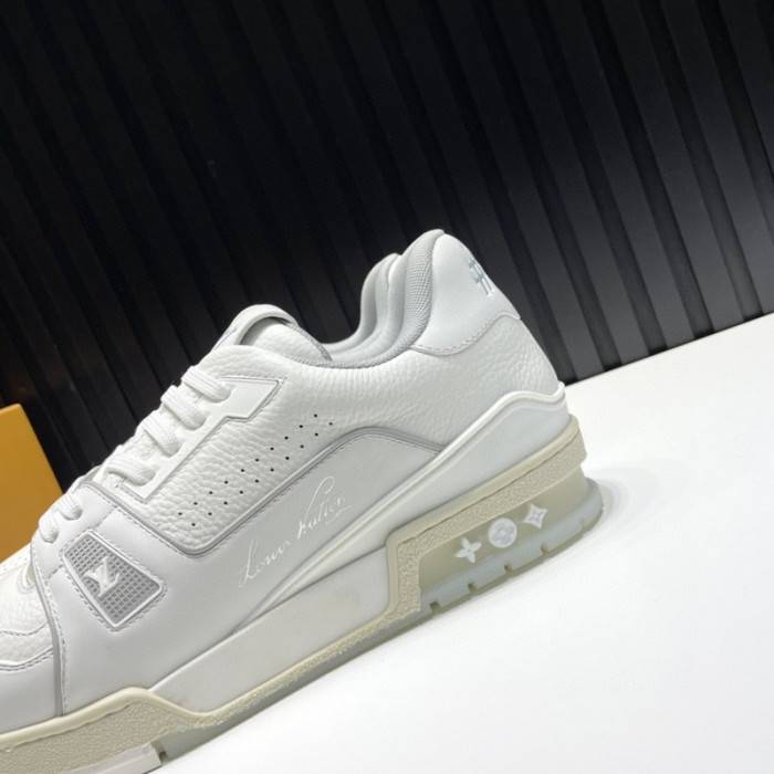 LOUI VUITTO SNEAKER
