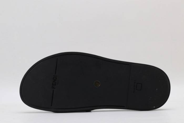 FEND1 SLIPPERS