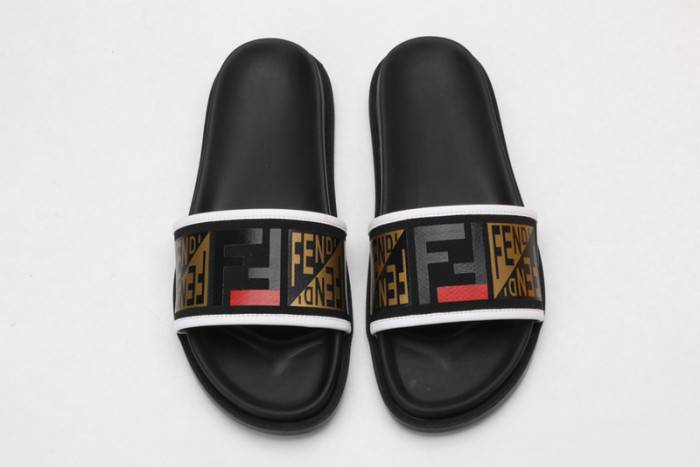 FEND1 SLIPPERS