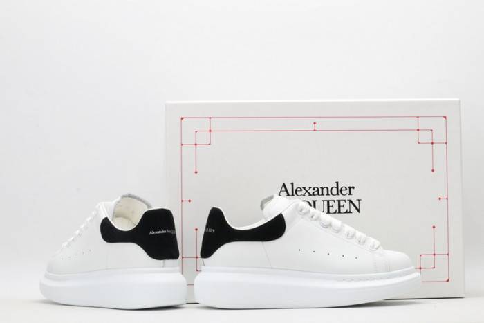 MQ Sneakers