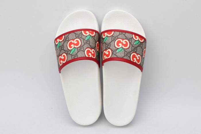 GUCC SLIPPERS
