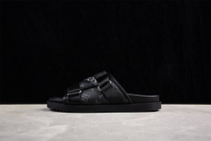 Loui Vuitto SLIPPERS