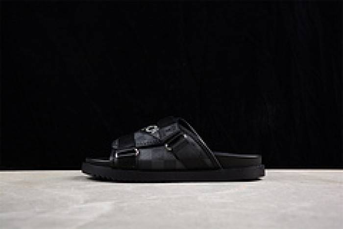 Loui Vuitto SLIPPERS