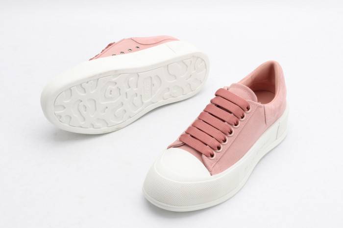 MQ Sneakers