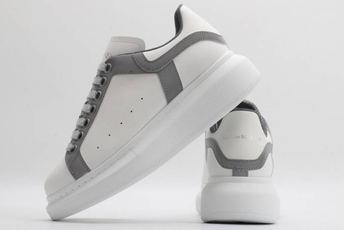MQ Sneakers