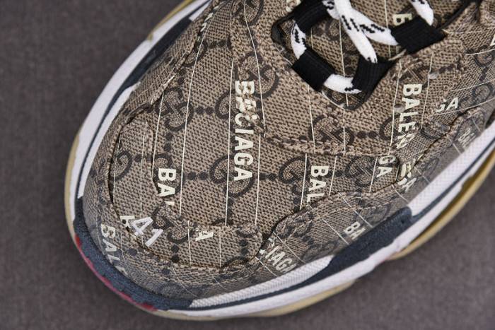 BLCG Sneaker Triple.s.