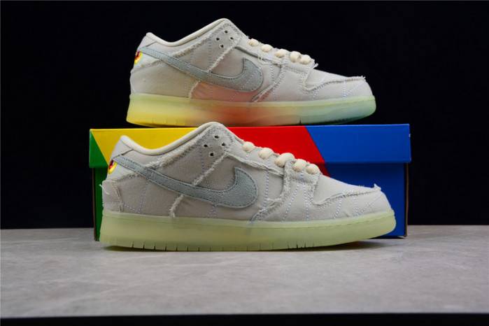 Dunk Low SB ‘Mummy’ – Nike – DM0774-111