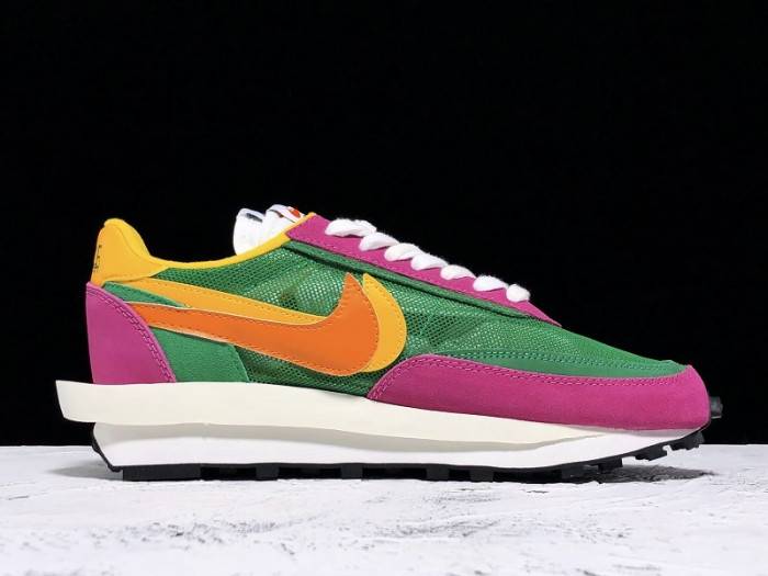 Nike LD Waffle Sacai Pine Green BV0073-301