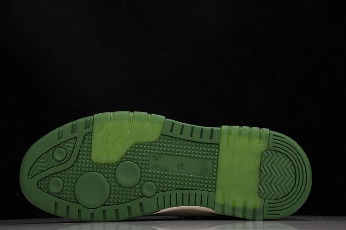 OFF-WHITE Out Of Office “OOO” Low Tops Green White 236121002