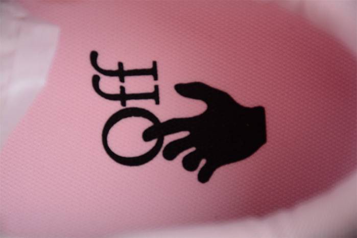 OFF-WHITE Out Of Office “OOO” Low Tops pink White 236121003