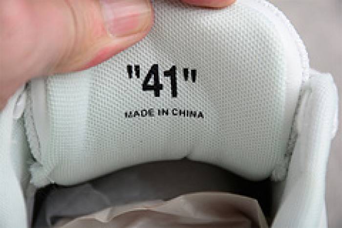 OFF-WHITE Out Of Office “OOO” Low White23771748