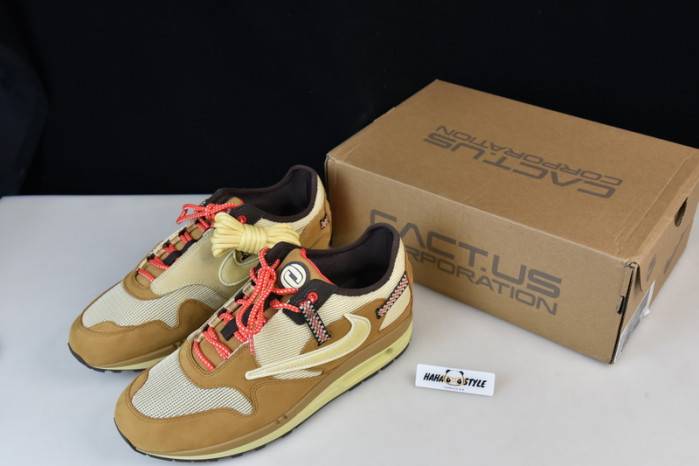 Travis Scott Nike Air Max 1 DO9392-701