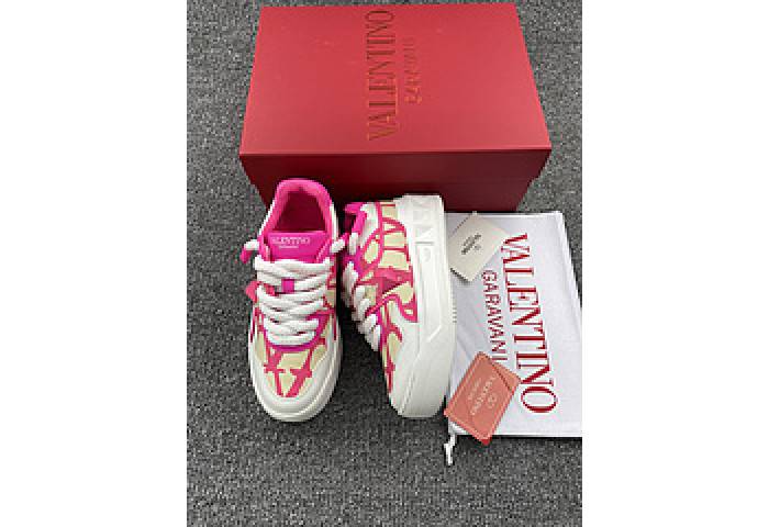 VALE·NTI·NO· Sneakers