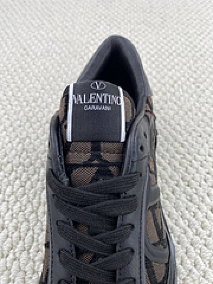 VALE·NTI·NO· Sneakers VS003