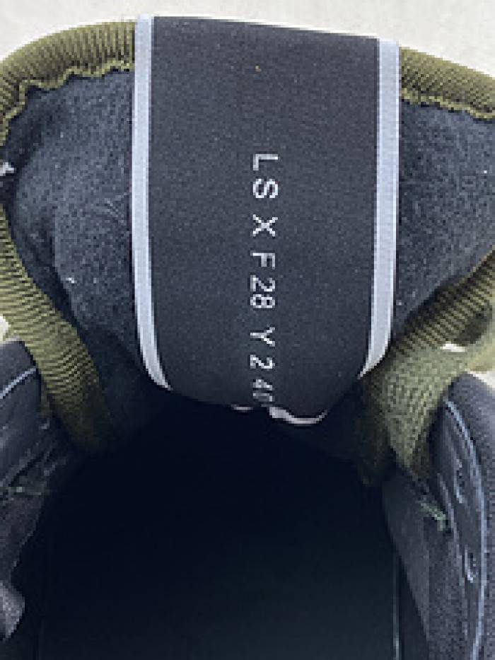 VALE·NTI·NO· Sneakers VS007