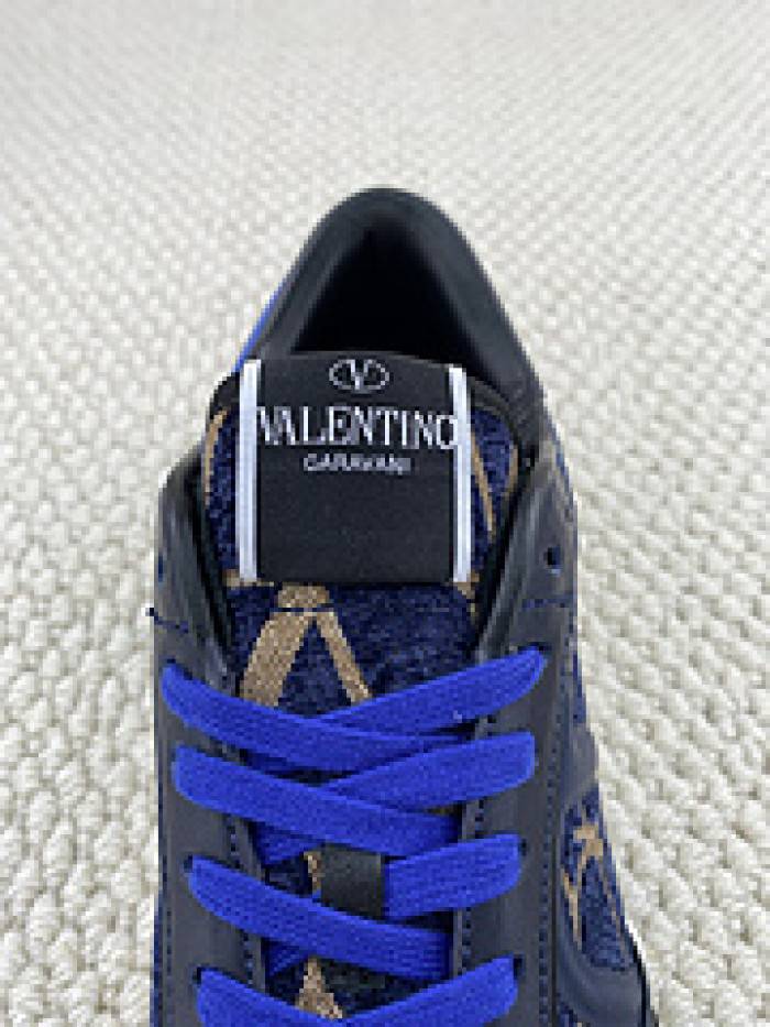 VALE·NTI·NO· Sneakers VS008